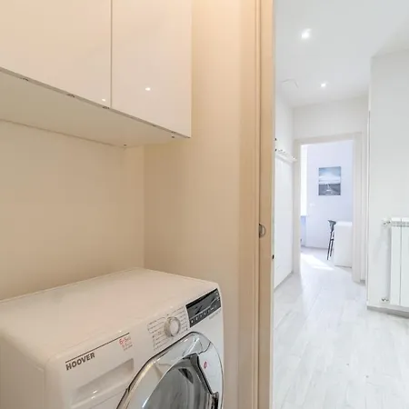 Guesthost - Crocetta District! Bright & Roomy * 都灵