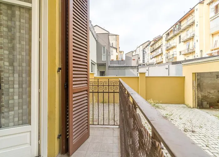 Lägenhet Guesthost - Crocetta District! Bright & Roomy Turin