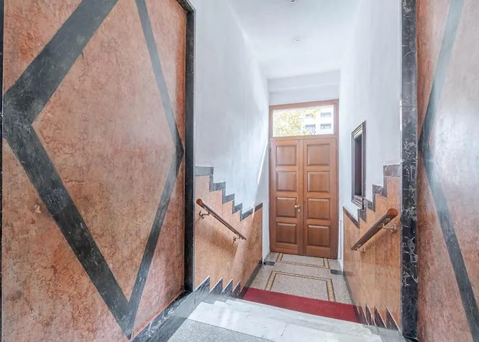 Guesthost - Crocetta District! Bright & Roomy Turim
