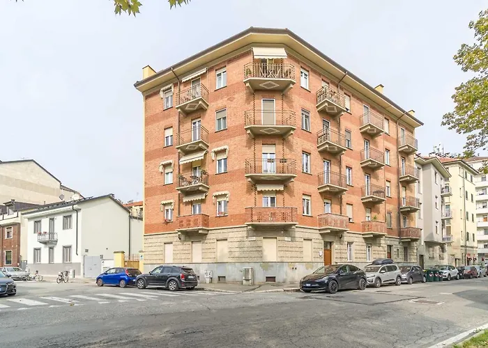 Guesthost - Crocetta District! Bright & Roomy Turim