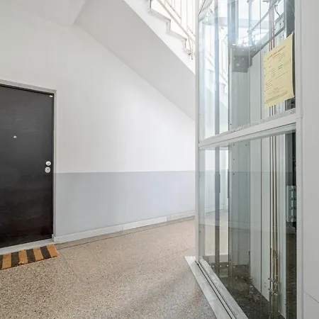 Guesthost - Crocetta District! Bright & Roomy Turim